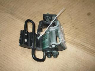 петля двери Audi A6 4F/C6 2006, 3.2 л., FSI, AUK, бензин, АКПП, зеленый, седан, полный привод