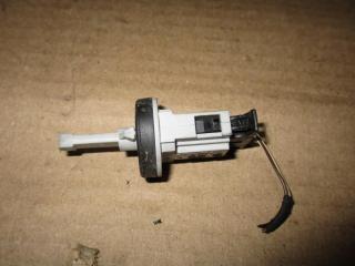 датчик температуры Volkswagen Passat B6 2008, 2.0 л., TSI, CAW, бензин, АКПП, белый, универсал, передний привод, 1K0907543A