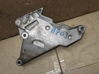 кронштейн двигателя Volkswagen Passat B6 2007, 2.0 л., TDi, BMP, дизель, МКПП, черный, универсал, полный привод, 03G199207F