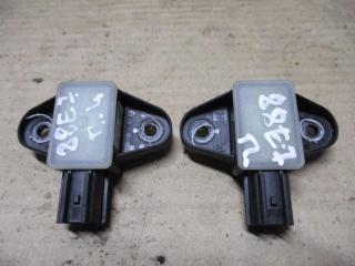 датчик удара Volkswagen Passat B6 2008, 2.0 л., TDi, BMP, дизель, МКПП, черный, универсал, полный привод, 5N0959354