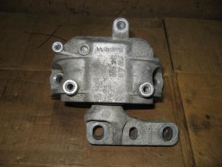 подушка крепления двигателя Volkswagen Touran 2 2011, 2.0 л., TDi, CFJ, дизель, АКПП, черный, минивэн, передний привод, 1K0199262CN