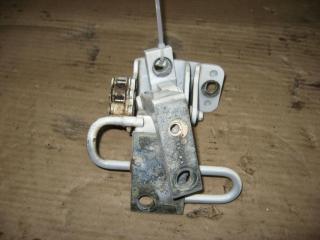 петля двери Volkswagen Touareg 1 поколение 2004, 4.2 л., i, AXQ, бензин, АКПП, белый, внедорожник 5 дв., полный привод