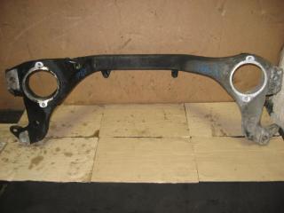 балка подвески передняя (подрамник) Volkswagen Touareg 1 поколение 2005, 2.5 л., TDi, BAC, дизель, АКПП, серый, внедорожник 5 дв., полный привод, 7L6199207