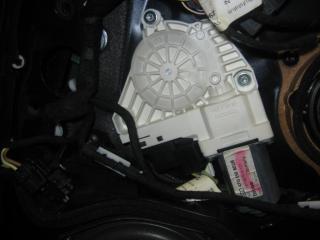 моторчик стеклоподъемника передний правый Audi A6 4F/C6 2005, 4.2 л., i, BAT, бензин, АКПП, темно-синий, седан, полный привод, 4F0959802B