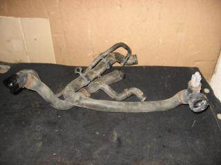 патрубок (трубопровод, шланг) Volkswagen Golf Plus 1 поколение 2006, 1.6 л., FSI, BLF, бензин, МКПП, черный, хетчбэк 5 дв., передний привод, 1K0121049R, 1K0122291AE, 6Q0122291E