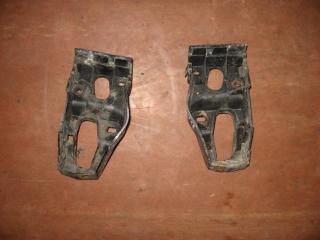 крепление ( кронштейн ) крыла Audi A4 B7 2006, 2.0 л., TDi, BPW, дизель, МКПП, черный, универсал, передний привод, 8E0853921D