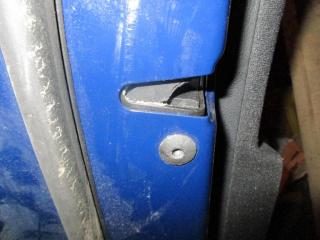 замок двери задней левой Volkswagen Passat B6 2006, 2.0 л., TDi, BKP, дизель, МКПП, синий темный, универсал, передний привод, 3C4839015A