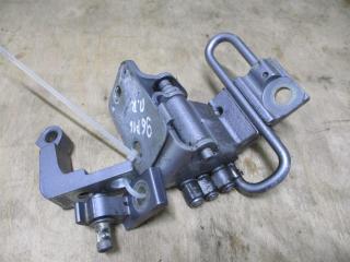 петля двери Audi A3 8P/8PA [рестайлинг] 2006, 2.0 л., TFSI, AXX, бензин, МКПП, голубой, хетчбэк 5 дв., полный привод, 8E0831412E, 8E0831402B