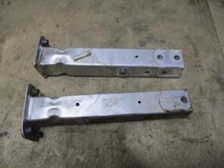 кронштейн (крепление) Audi A8 D4/4H 2011, 4.2 л., FSI, CDR, бензин, АКПП, серый, седан, полный привод, 4H0806063E, 4H0806064E