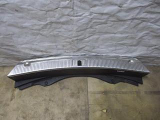 накладка внутренняя на заднюю панель кузова Audi A8 D4/4H 2011, 4.2 л., FSI, CDR, бензин, АКПП, серый, седан, полный привод, 4H0863471