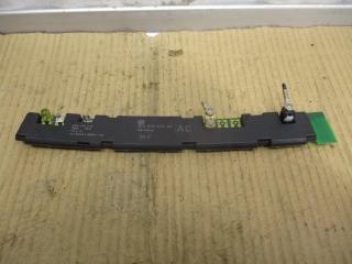 усилитель антенны Volkswagen Passat B7 2012, 2.0 л., TDi, CFF, дизель, МКПП, черный, седан, передний привод, 3C5035532AC