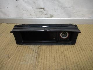 пепельница Volkswagen Passat B7 2012, 2.0 л., TDi, CFF, дизель, МКПП, черный, седан, передний привод, 3C0863284K