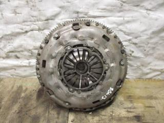 маховик Volkswagen Passat B7 2012, 2.0 л., TDi, CFF, дизель, МКПП, черный, седан, передний привод, 415058310