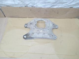 кронштейн КПП Audi Q5 8R 2011, 2.0 л., TDi, CJC, дизель, МКПП, серебро, внедорожник 5 дв., полный привод, 8K0399263AF