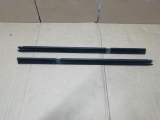 уплотнитель Volkswagen Tiguan 1 поколение 2010, 2.0 л., TDi, CFG, дизель, МКПП, серебро, внедорожник 5 дв., полный привод, 5N0839479A, 5N0839480A