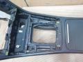 подлокотник Volkswagen Passat B7 2011, 2.0 л., TDi, CFF, дизель, АКПП, синий, универсал, передний привод - фото №3