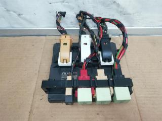 Блок управления BCM (Body Control Module) Volkswagen Tiguan 1 поколение 2010, 2.0 л., TDi, CFG, дизель, МКПП, серебро, внедорожник 5 дв., полный привод, 5K0937086F