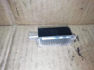фонарь салона (плафон) Audi Q7 4L 2006, 3.0 л., TDi, BUG, дизель, АКПП, серебро, внедорожник 5 дв., полный привод, 4E0947415