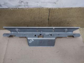 кронштейн (крепление) Audi A4 B8/8K 2010, 2.7 л., TDi, CGK, дизель, МКПП, белый, седан, передний привод, 8T0827569C