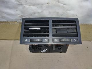 дефлектор обдува салона Volkswagen Touareg 1 поколение [рестайлинг] 2009, 2.5 л., TDi, BPE, дизель, АКПП, черный, внедорожник 5 дв., полный привод, 7L6819203D