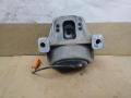 подушка крепления двигателя Audi Q5 8R 2011, 3.0 л., TDi, CCW, дизель, АКПП, серый, внедорожник 5 дв., полный привод, 8K0199381NE - фото №2