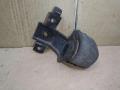 кронштейн глушителя Volkswagen Sharan 2 поколение 2011, 2.0 л., TDi, CFF, дизель, МКПП, черный, минивэн, передний привод, 7N0253461C, 7N0253147 - фото №2