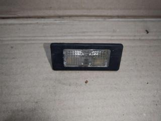 подсветка номера Volkswagen Sharan 2 поколение 2011, 2.0 л., TDi, CFF, дизель, МКПП, черный, минивэн, передний привод, 5N0943021