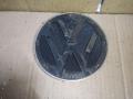 эмблема Volkswagen Golf Plus 2 поколение 2010, 1.6 л., TDi, CAY, дизель, АКПП, красный, хетчбэк 5 дв., передний привод, 5M0853630B - фото №3