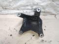 кронштейн двигателя Volkswagen Touareg 1 поколение 2006, 2.5 л., TDi, BAC, дизель, АКПП, синий, внедорожник 5 дв., полный привод, 070199308A - фото №2
