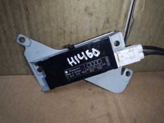 усилитель антенны Audi A6 4F/C6 [рестайлинг] 2009, 2.7 л., TDi, CAN, дизель, МКПП, серебро, универсал, передний привод, 4F9035225AA