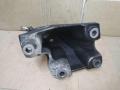 кронштейн двигателя Audi Q7 4L 2007, 3.0 л., TDi, BUG, дизель, АКПП, черный, внедорожник 5 дв., полный привод, 7L6199308B - фото №2