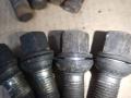 болт колесный Audi A8 D4/4H 2011, 3.0 л., TDi, CDT, дизель, АКПП, синий, седан, полный привод - фото №2