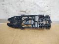 скелет ручки двери задней левой Volkswagen Touareg 2 поколение 2012, 3.6 л., FSI, CGR, бензин, АКПП, серебро, внедорожник 5 дв., полный привод, 5N0839885H - фото №2