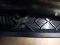 щеткодержатель задний Volkswagen Touareg 2 поколение 2012, 3.6 л., FSI, CGR, бензин, АКПП, серебро, внедорожник 5 дв., полный привод, 8R0955407 - фото №3