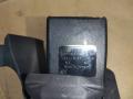 замок ремня безопасности Audi A4 B8/8K 2010, 2.7 л., TDi, CGK, дизель, МКПП, белый, седан, передний привод, 8K0857740AC, 8K0857798 - фото №4