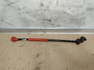 держатель капота Volkswagen Golf Plus 2 поколение 2010, 1.6 л., TDi, CAY, дизель, АКПП, красный, хетчбэк 5 дв., передний привод, 5M0823363B